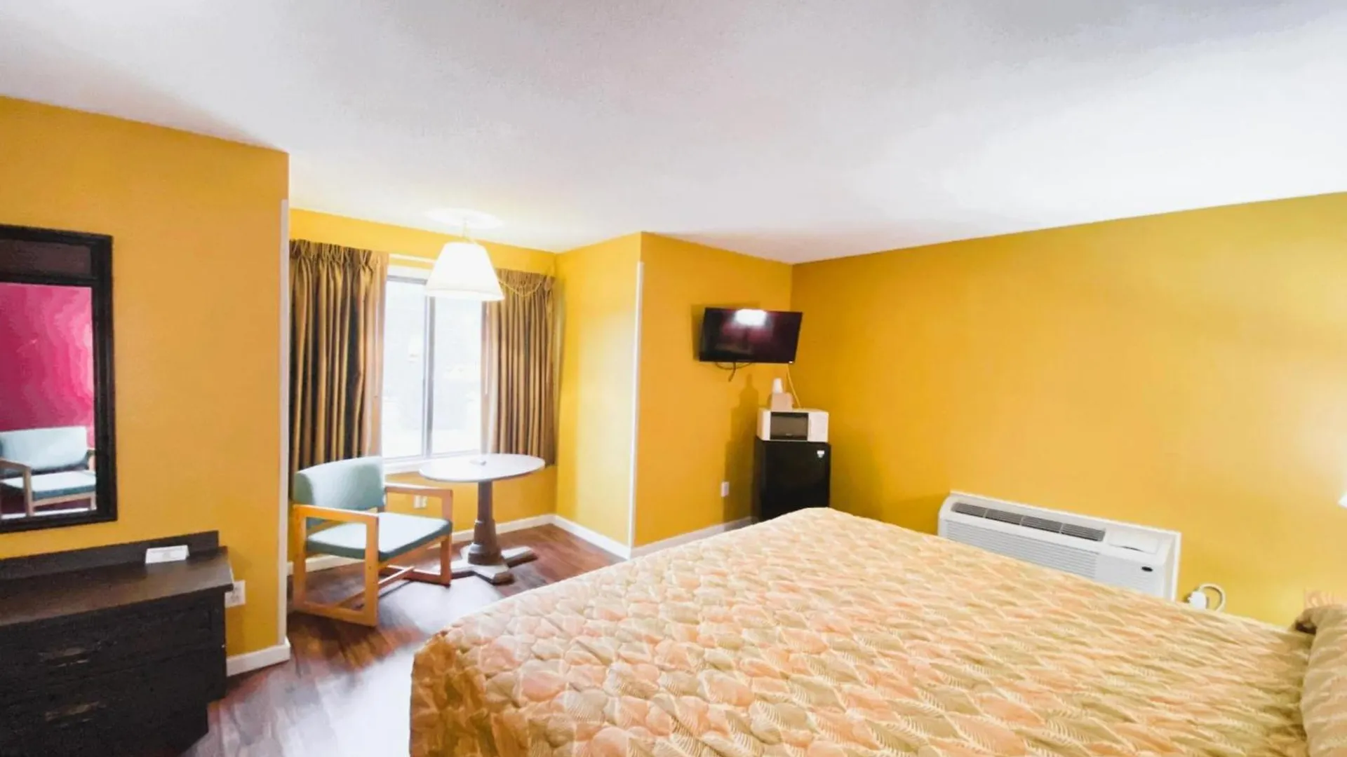 Tennessee Mountain Riverside By Oyo Hotel Pigeon Forge