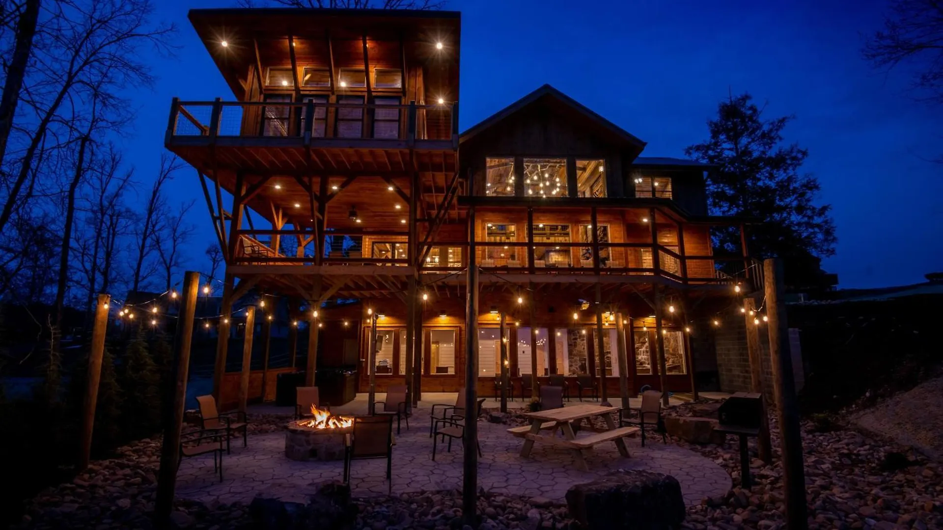Glacier Falls Villa *