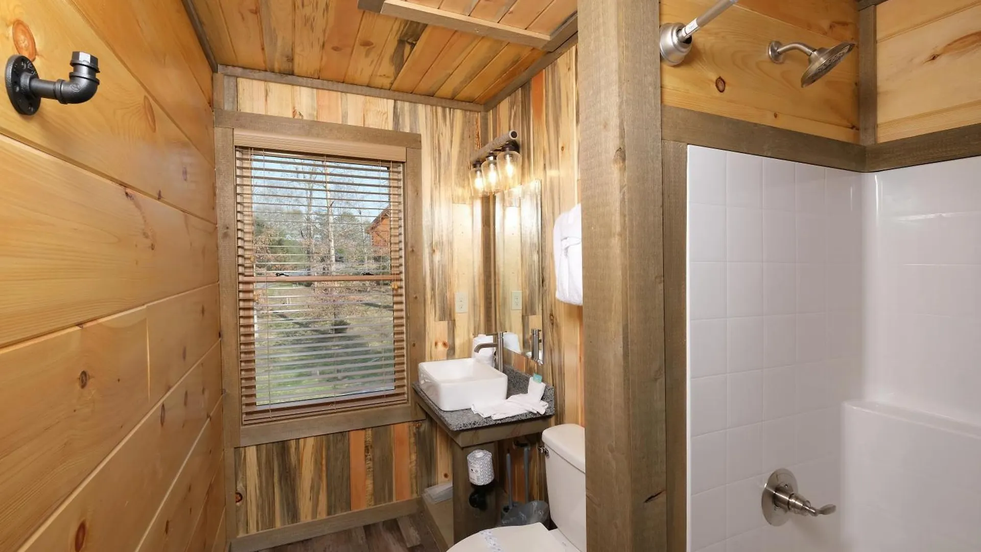 Glacier Falls Villa