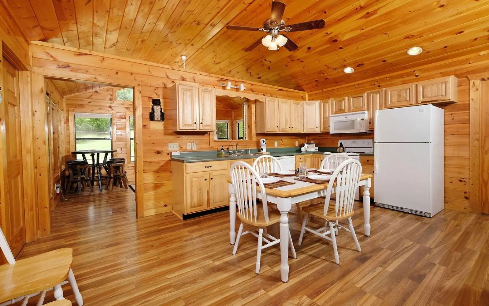 Dogwood Acres * Pigeon Forge