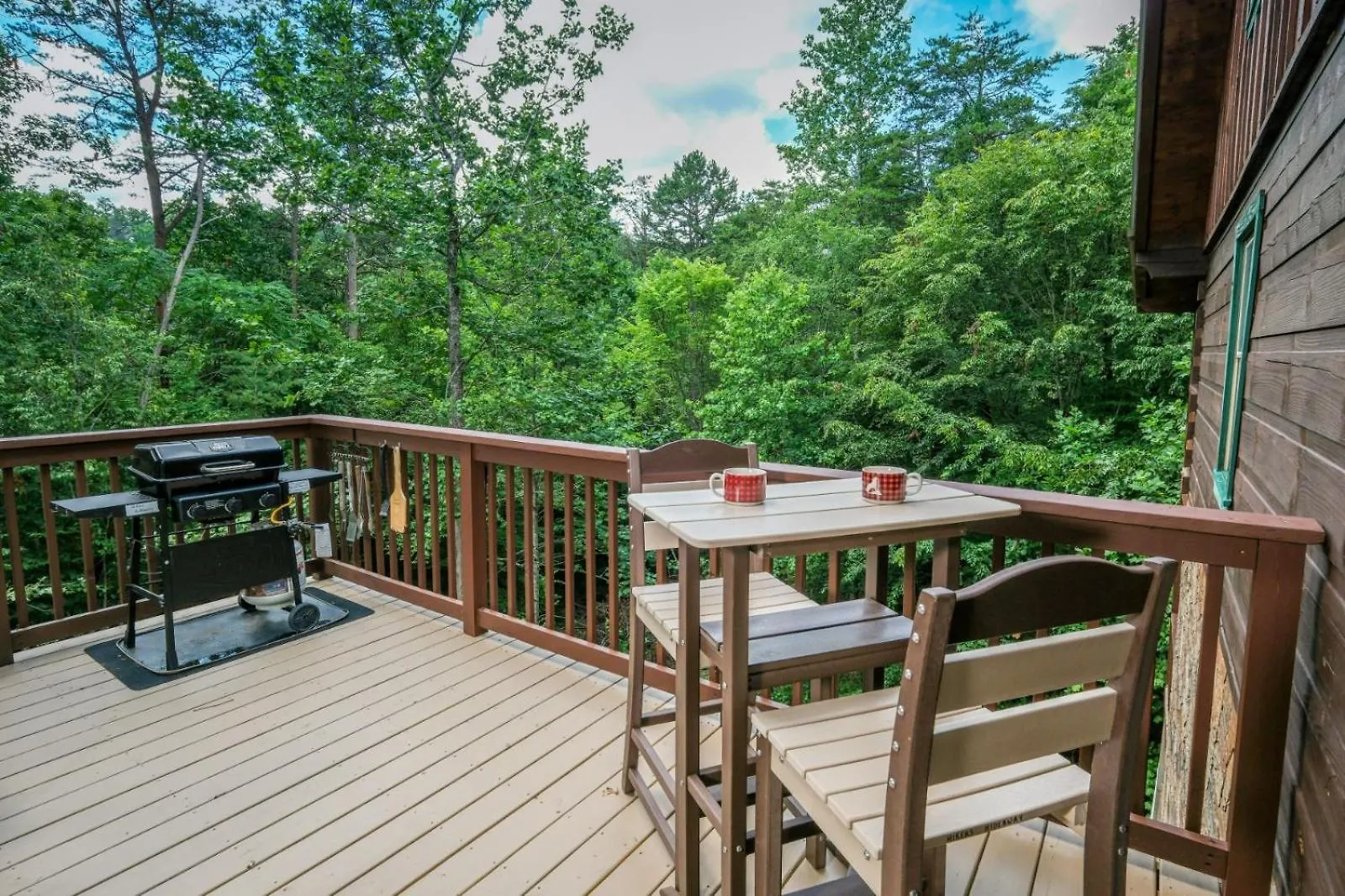Hikers Hideaway * Pigeon Forge