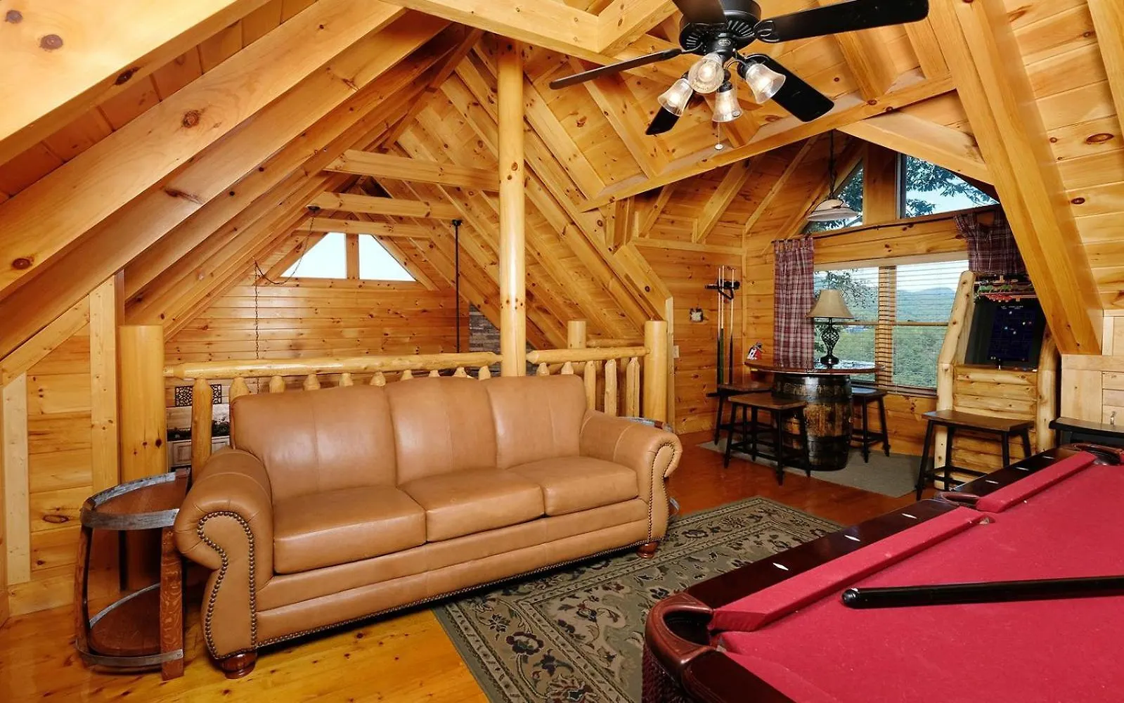 Still Life Villa Pigeon Forge