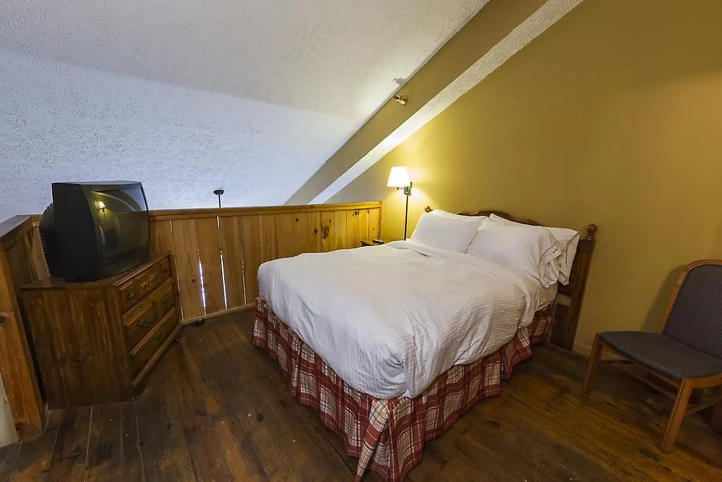 Hotel Timbers 2*