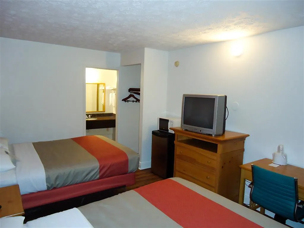 Sleep & Otel 2*