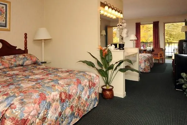 Creekstone Hotel