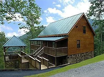 Smoky Mountain Lodging *