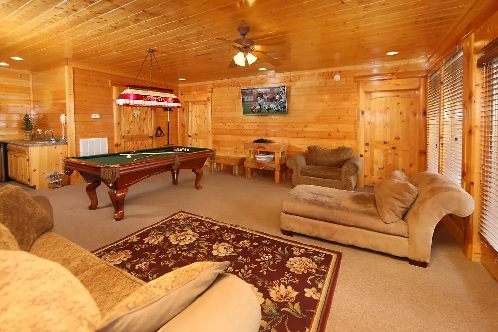 Rising Eagle - Eight Bedroom