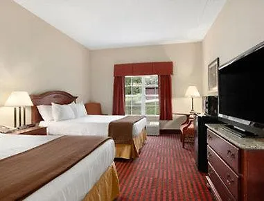 Ramada By Wyndham North Pigeon Forge