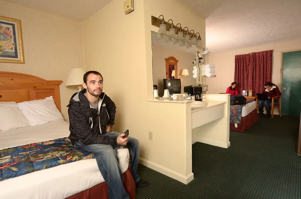 Creekstone Hotel