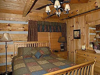 Smoky Mountain Lodging Hotel *