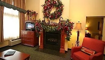 The At Christmas Place Hotel Pigeon Forge