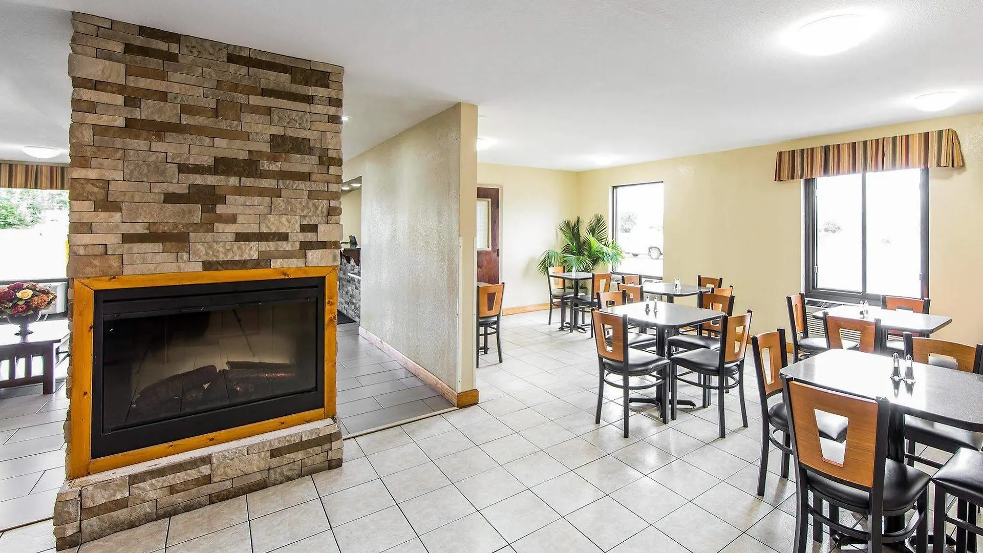 Howard Johnson By Wyndham Pigeon Forge