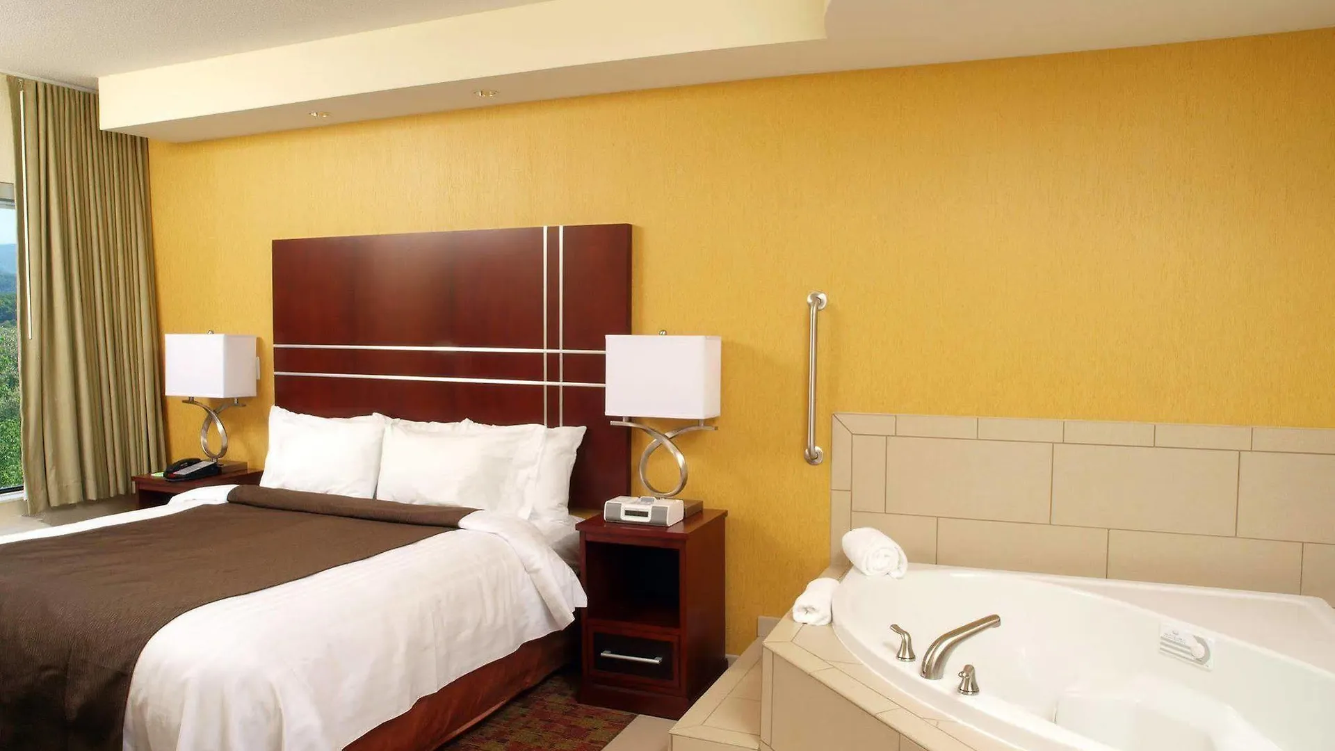 Hotel Springhill 3*
