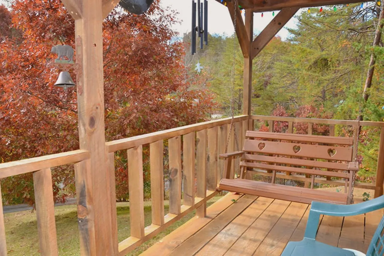 Hartman Hideaway Economy Cabin
