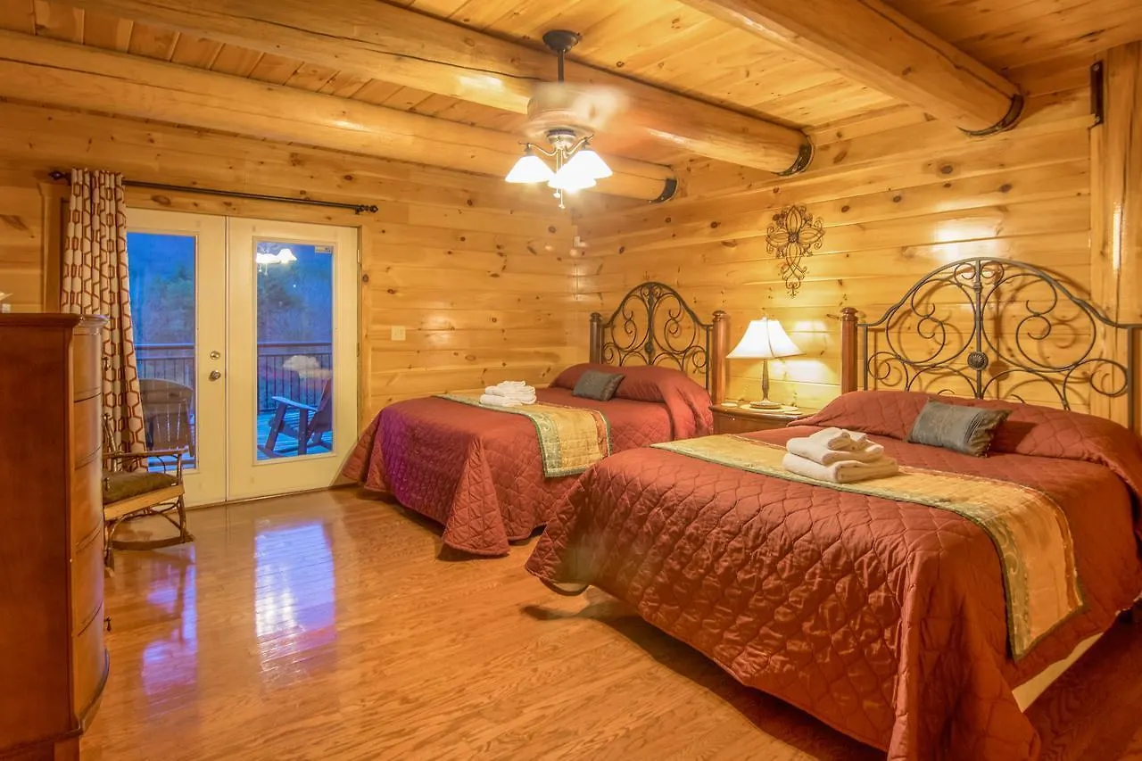 Moose Hollow Pigeon Forge