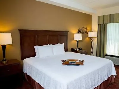 Hotell Hampton & On The Parkway