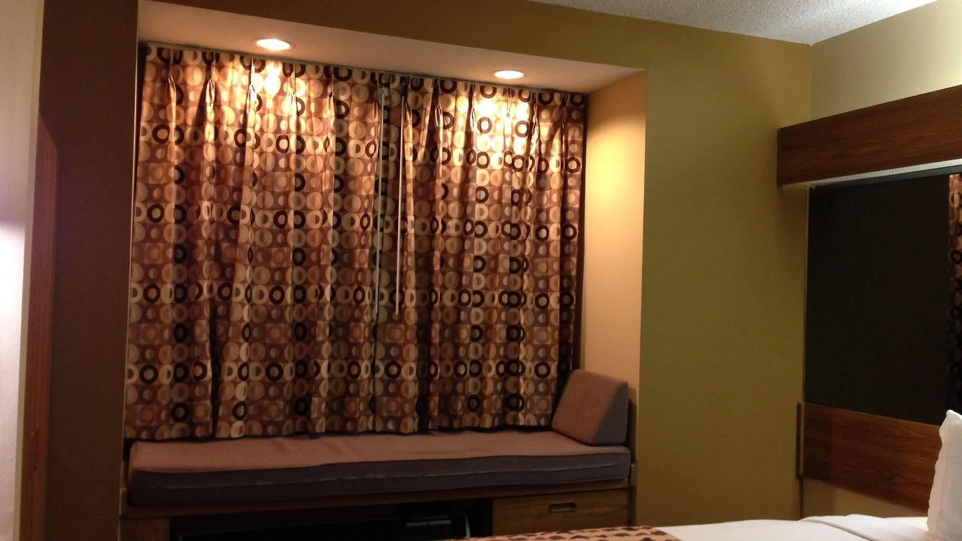 Guest Hotel