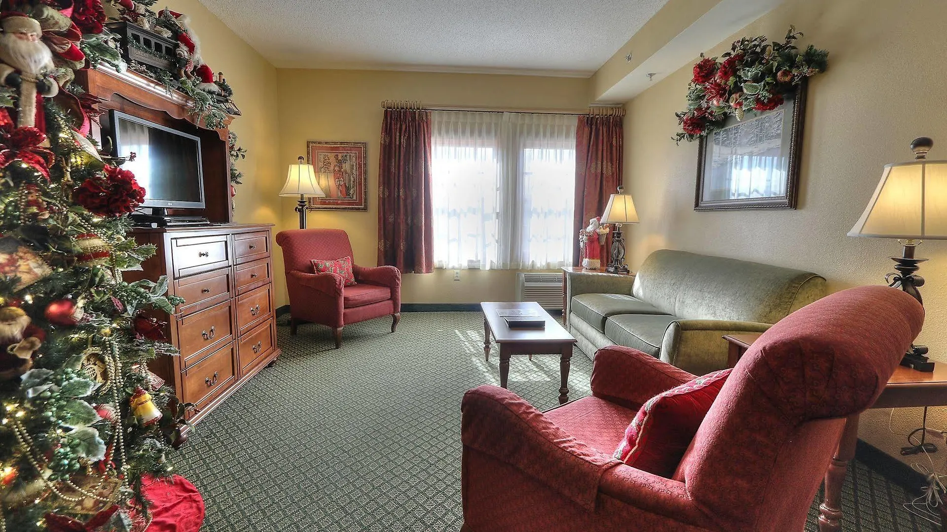 Hotel The At Christmas Place