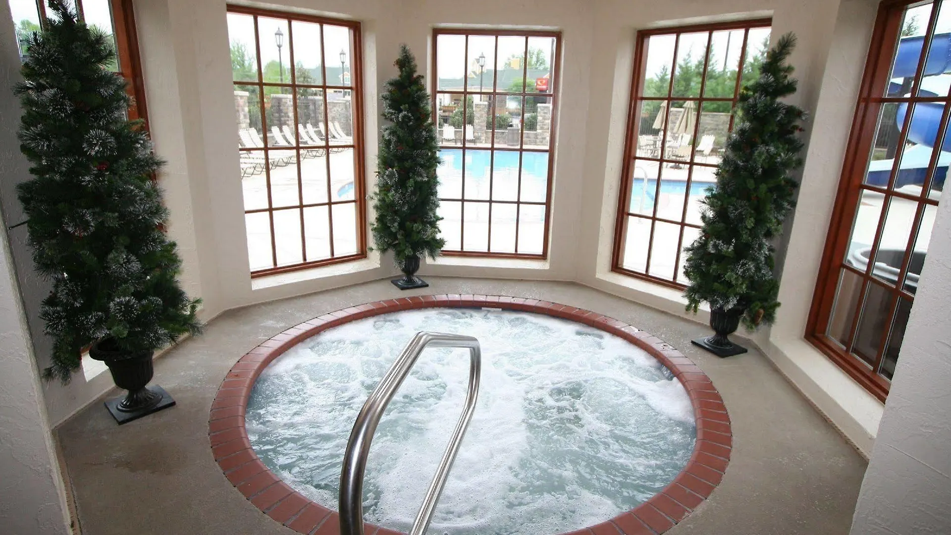 Hotel The At Christmas Place Pigeon Forge