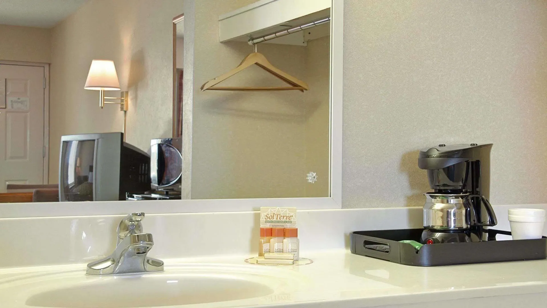 Motel Days By Wyndham Apple Valley Pigeon Forge/sevierville