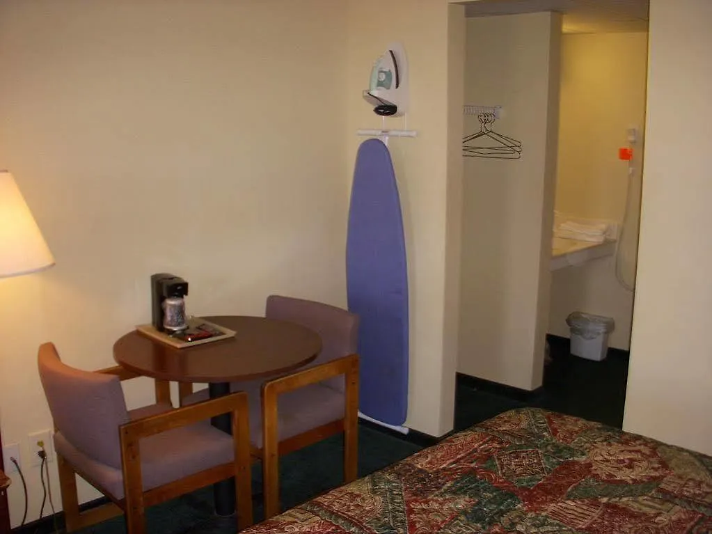 Smoky View Hotel 2*