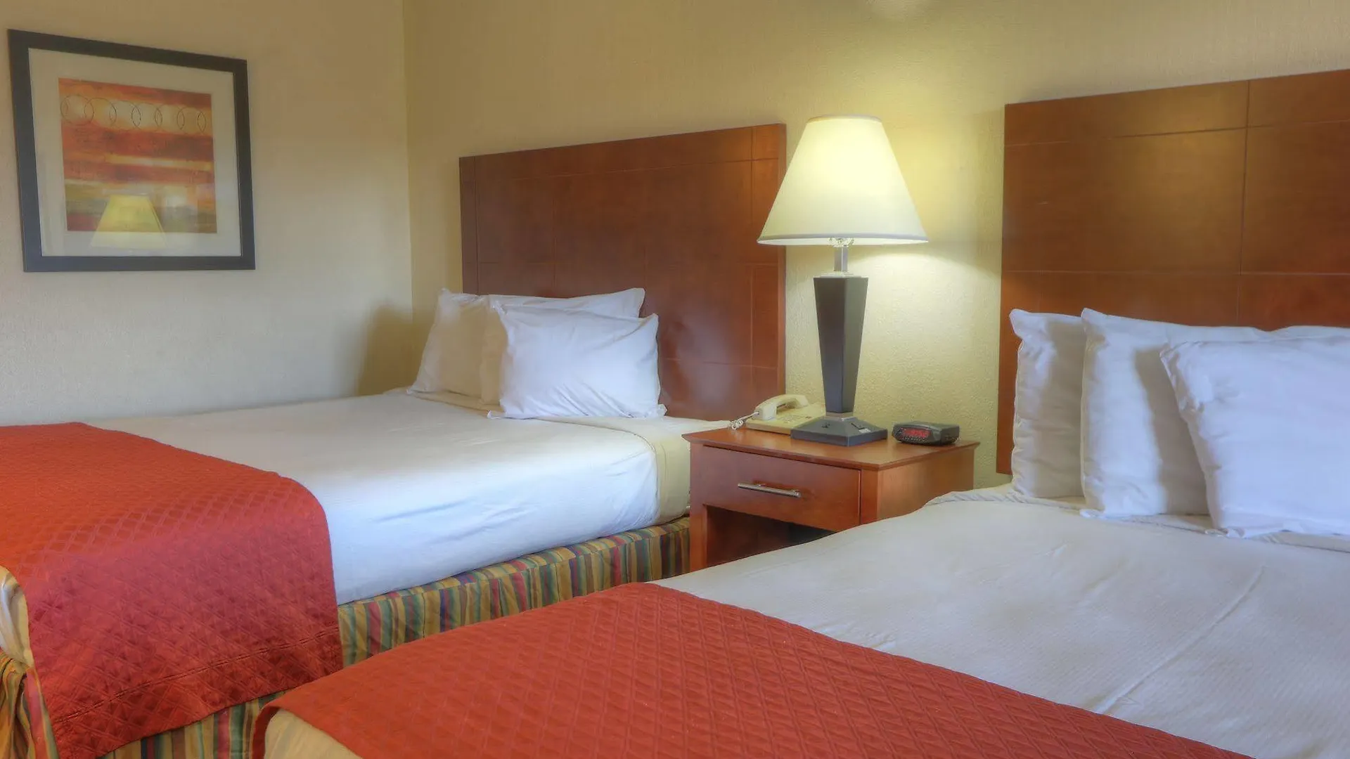 Hotel Days By Wyndham South 2*