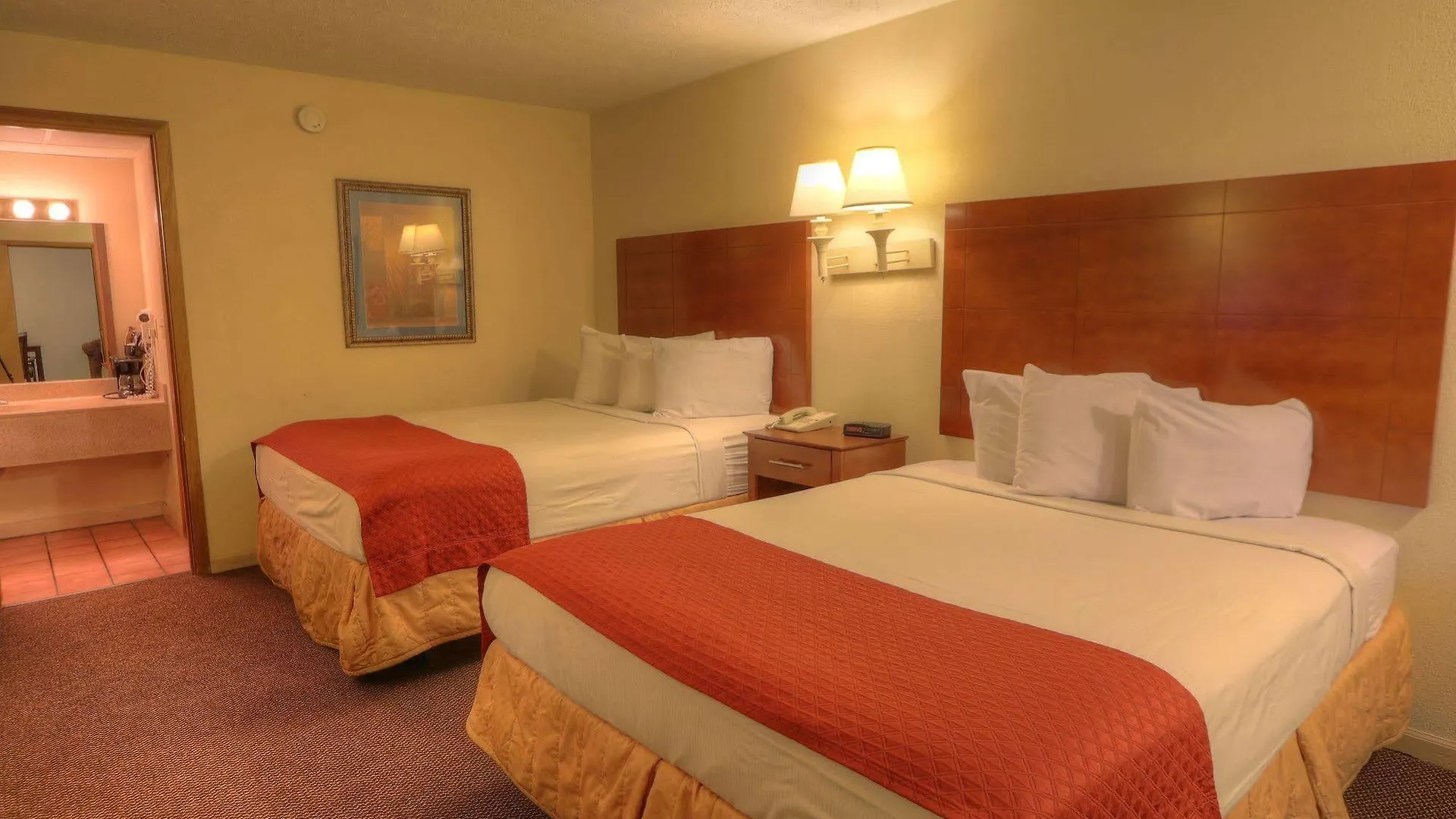 Days By Wyndham South Hotel 2*