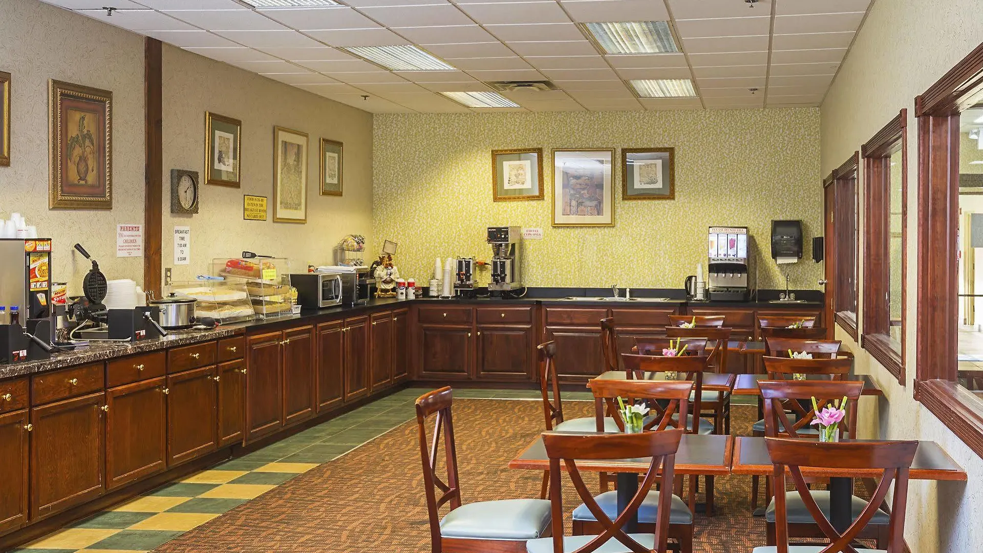 Hotel River Bend - 2*
