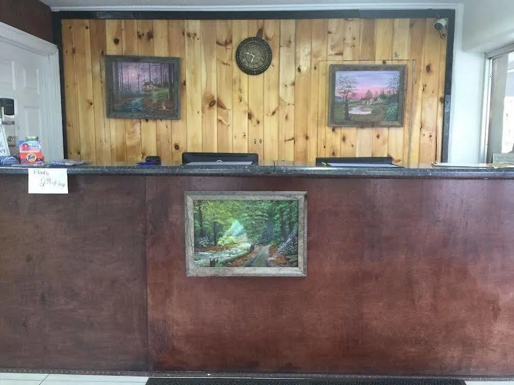 Bear Mount & Otel