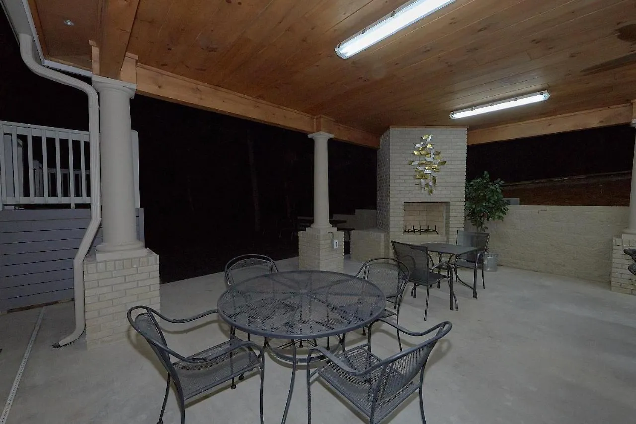 Holiday home The Pillars