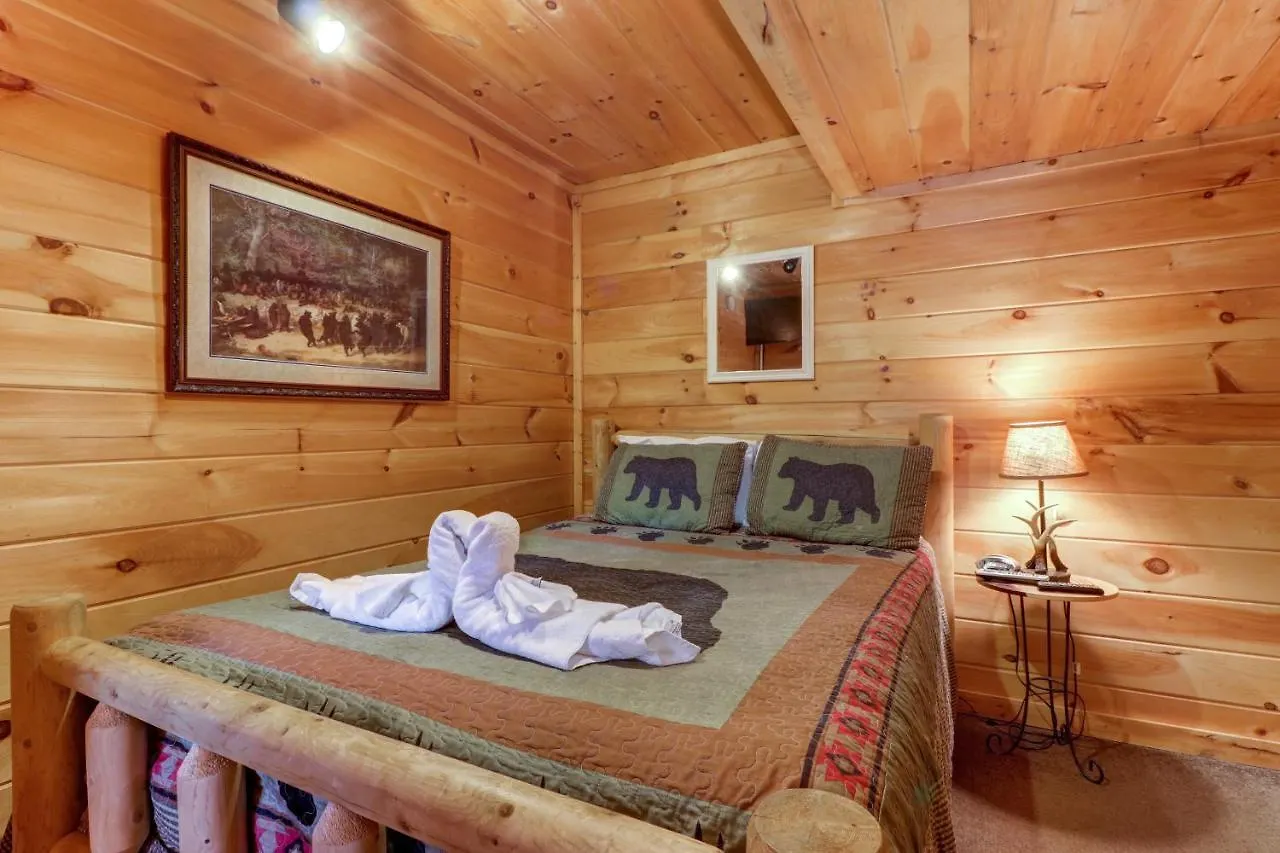 Thunder Bear Ferienhaus Pigeon Forge
