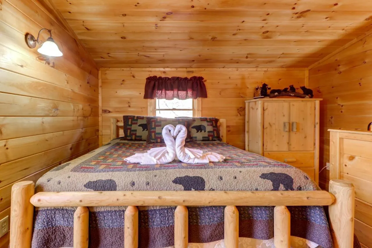 Thunder Bear Ferienhaus Pigeon Forge