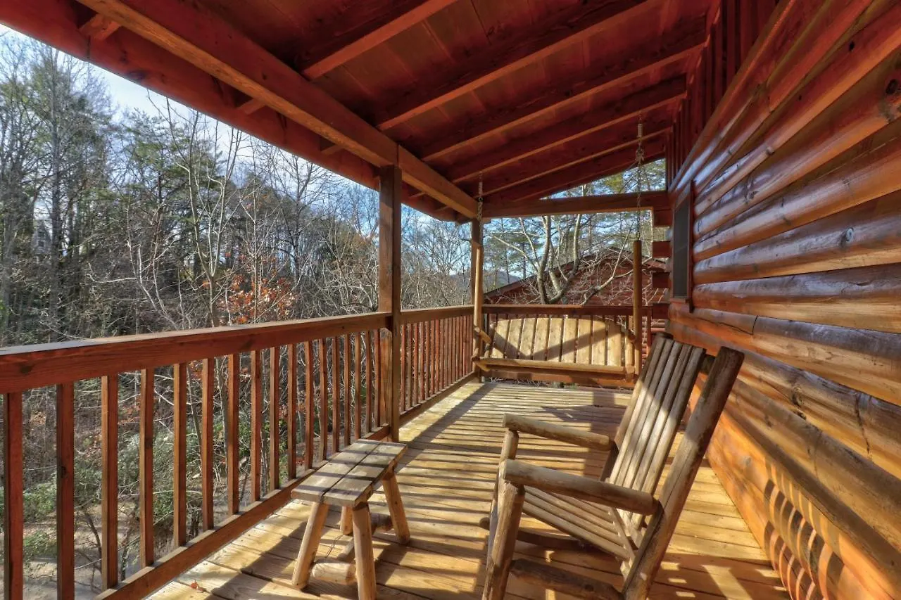 Thunder Bear Ferienhaus Pigeon Forge