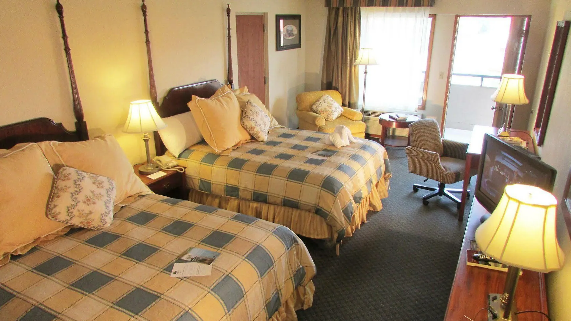 Arbors At Island Landing & Pigeon Forge