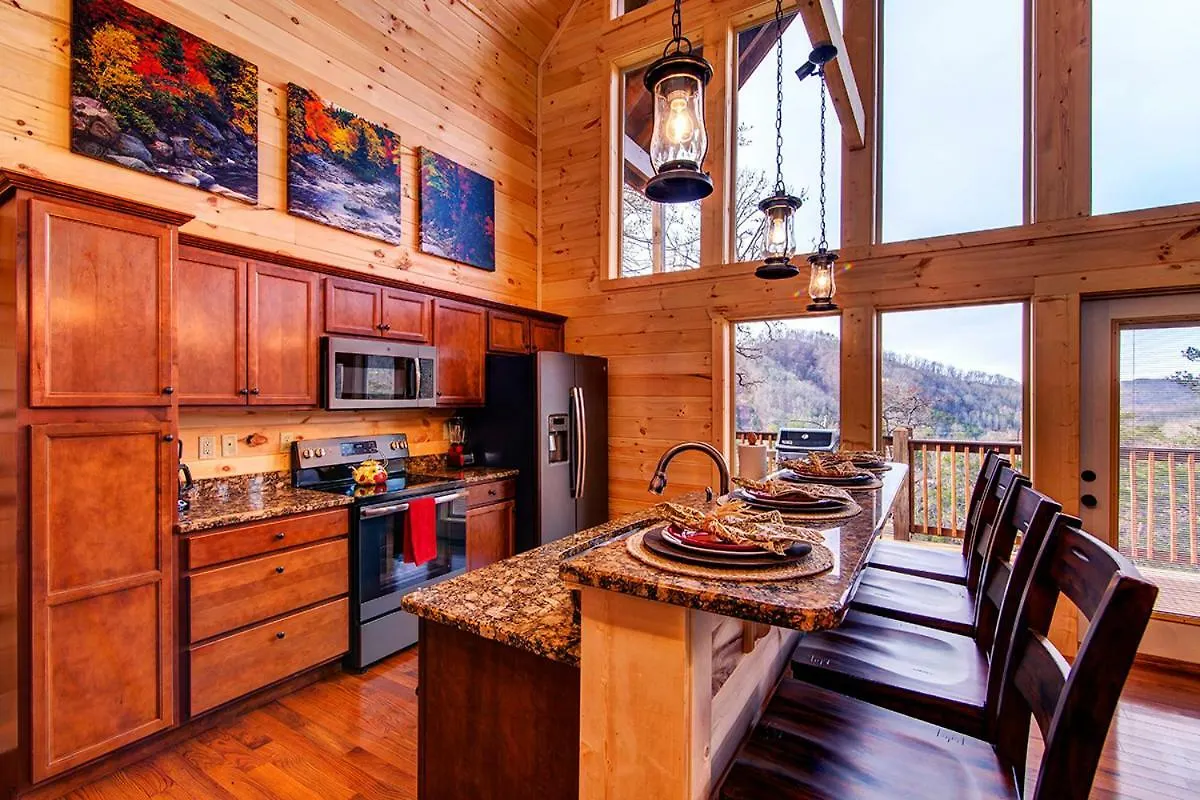 A River Runs Through It Cabin بيدجن فورج