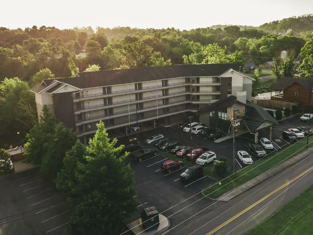 Twin Mountain & Hotel 3*