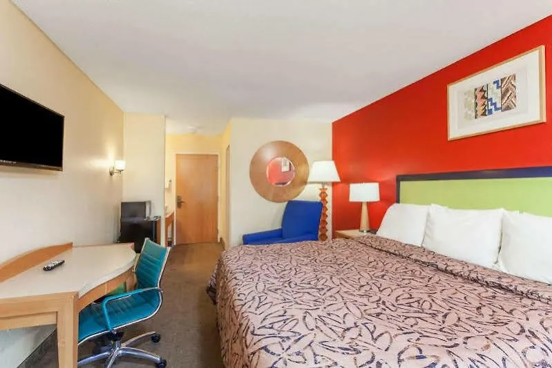 Hotel Leblanc Western Signature Collection Pigeon Forge