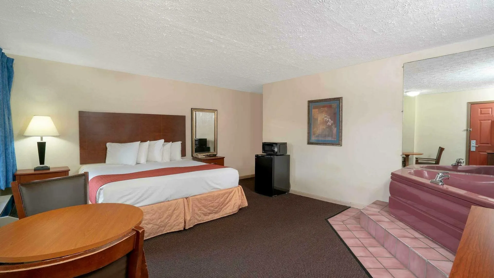Hotel Days By Wyndham South