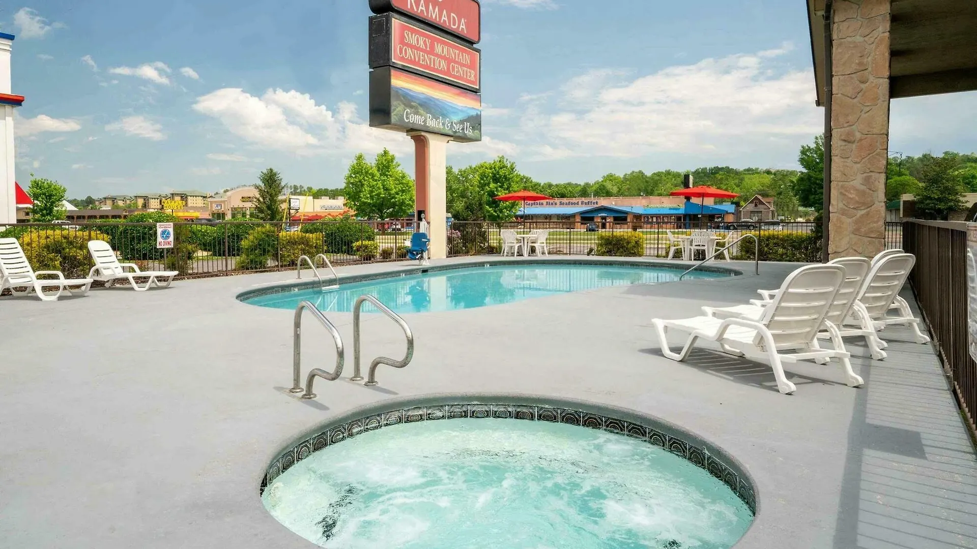 Days By Wyndham South Hotel 2*