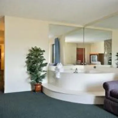 Days By Wyndham South Hotel 2*