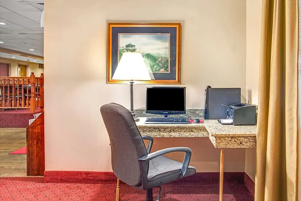 Ramada By Wyndham North Hotel
