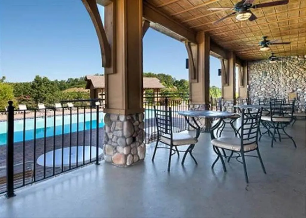 A Natural High Holiday home Pigeon Forge