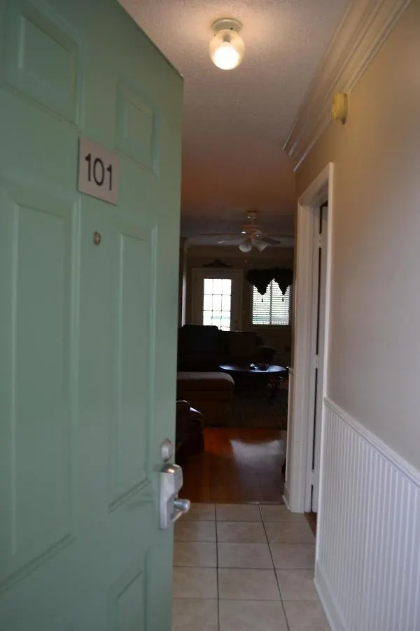 River Place #101 2bd *