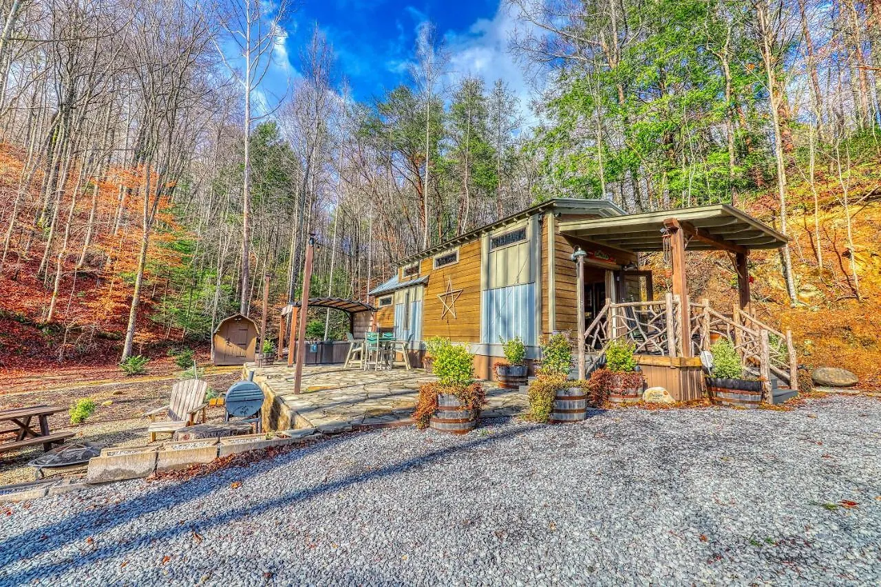 Smoky Mountain Tiny *