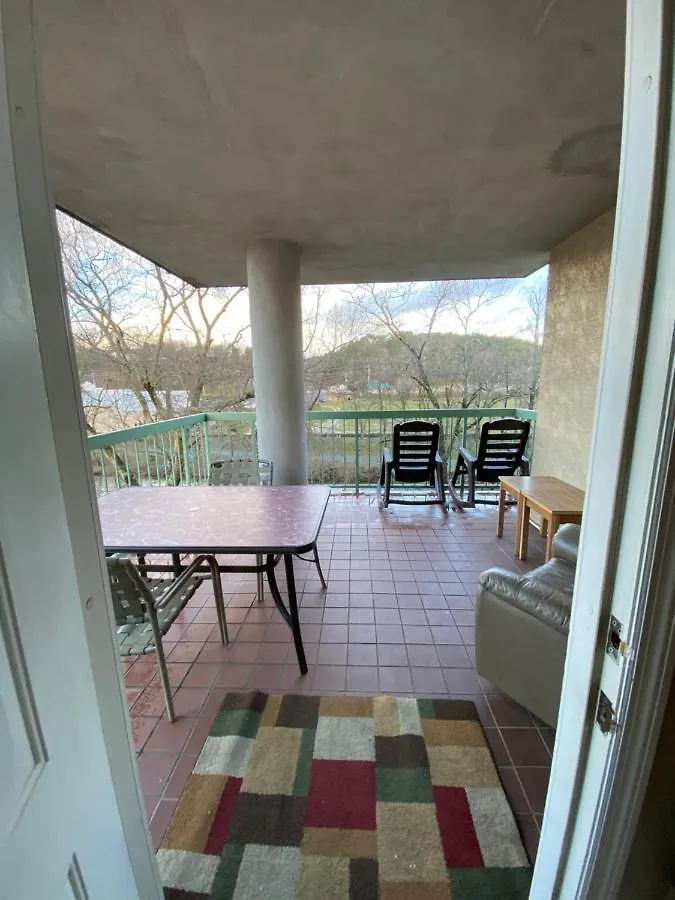 River Place #401 2bd Holiday home Pigeon Forge