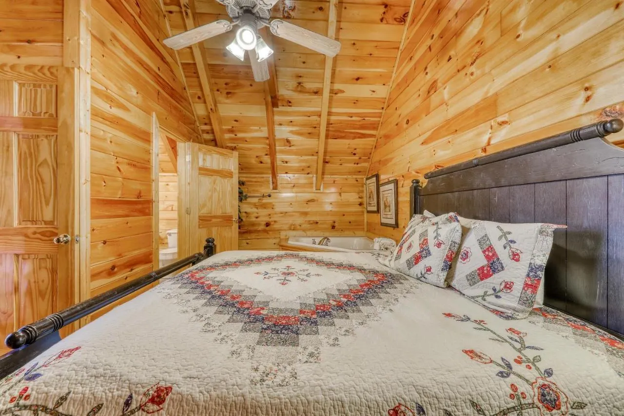 Treehouse Holiday home Pigeon Forge