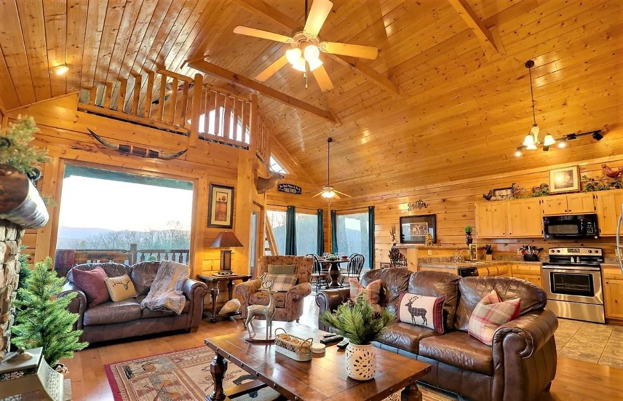 A Natural High Holiday home Pigeon Forge