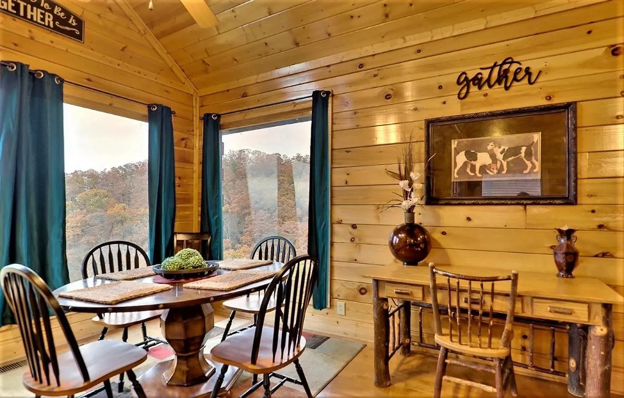 A Natural High Holiday home Pigeon Forge