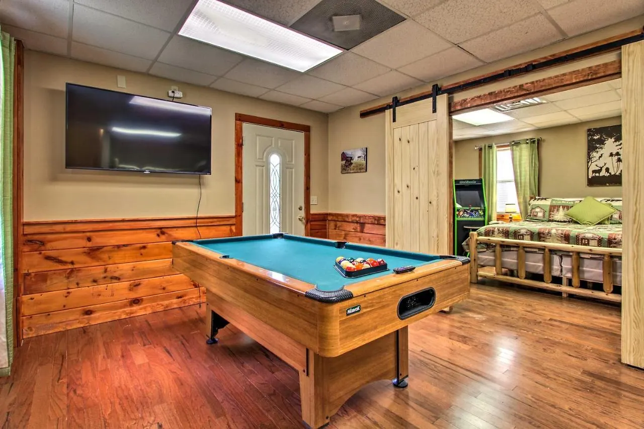 Σπίτι διακοπών With Hot Tub And Mountain Views! Pigeon Forge
