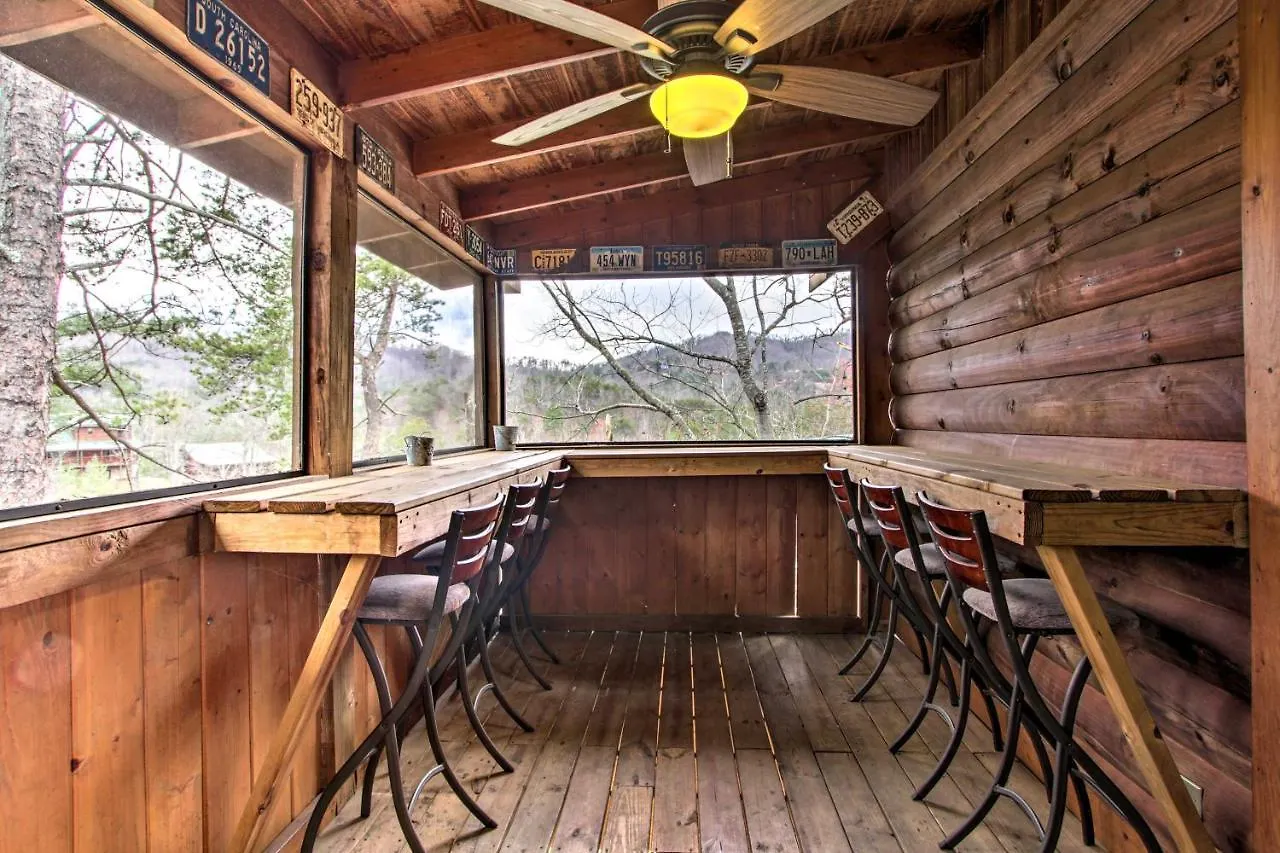 Σπίτι διακοπών With Hot Tub And Mountain Views! *